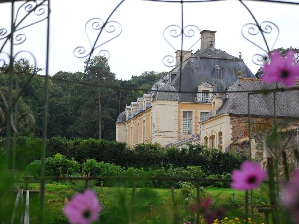 Chateau Du Boschet Bed and Breakfast Bourg-des-Comptes Buitenkant foto